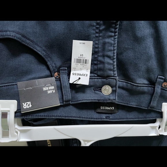 NEW Express High Waist Flare Jeans - Picture 6 of 9